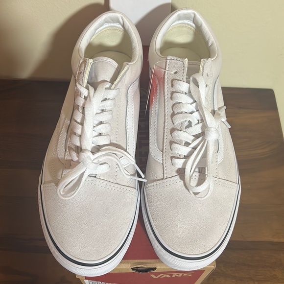 Old SKOOL VANS- Theory Cloud - Brand new Never Worn - Picture 6 of 8